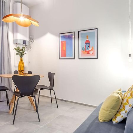 Stylish Loft In The City Center トリエステ エクステリア 写真